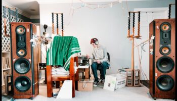 High-Fidelity Haven: Audiophile-Grade Sound Systems for TV Connoisseurs